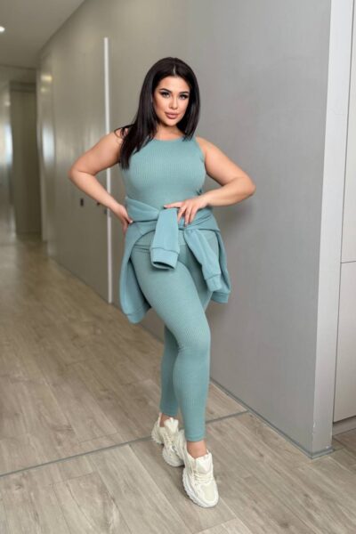 Trijų dalių laisvalaikio kostiumas su gobtuvu – „Street Comfort“