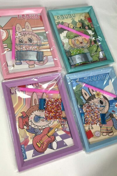 Labubu deimantukų paveiksliukas